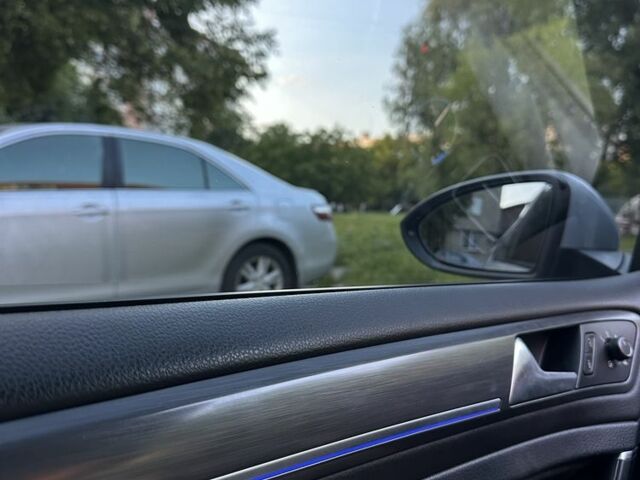 Білий Фольксваген Гольф, об'ємом двигуна 0 л та пробігом 159 тис. км за 12300 $, фото 6 на Automoto.ua