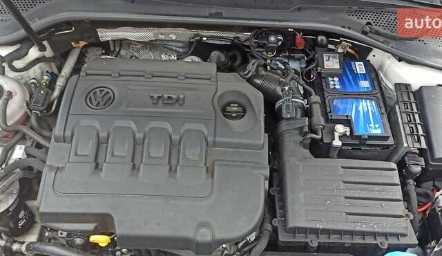 Белый Фольксваген Гольф, объемом двигателя 1.6 л и пробегом 200 тыс. км за 15500 $, фото 20 на Automoto.ua