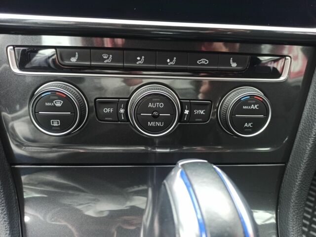 Белый Фольксваген Гольф, объемом двигателя 0 л и пробегом 72 тыс. км за 14500 $, фото 13 на Automoto.ua