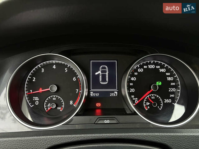 Белый Фольксваген Гольф, объемом двигателя 1.4 л и пробегом 97 тыс. км за 14800 $, фото 8 на Automoto.ua