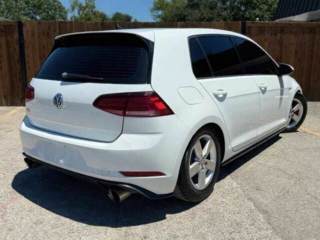 Белый Фольксваген Гольф, объемом двигателя 2 л и пробегом 89 тыс. км за 9900 $, фото 5 на Automoto.ua