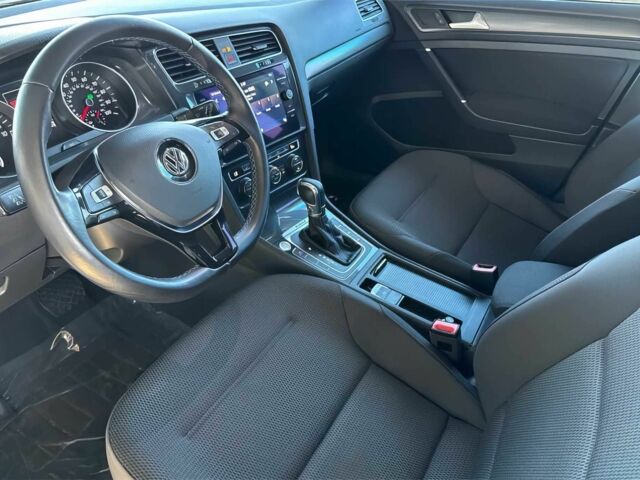 Белый Фольксваген Гольф, объемом двигателя 0 л и пробегом 48 тыс. км за 3200 $, фото 9 на Automoto.ua