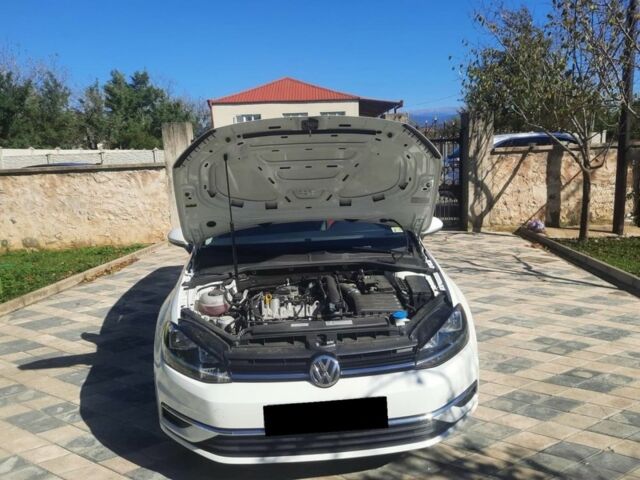 Білий Фольксваген Гольф, об'ємом двигуна 1.4 л та пробігом 59 тис. км за 9500 $, фото 5 на Automoto.ua