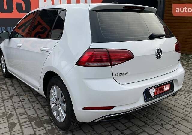 Белый Фольксваген Гольф, объемом двигателя 1.8 л и пробегом 105 тыс. км за 13000 $, фото 8 на Automoto.ua