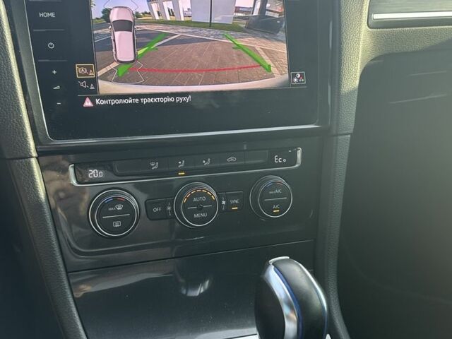 Білий Фольксваген Гольф, об'ємом двигуна 0 л та пробігом 159 тис. км за 12300 $, фото 3 на Automoto.ua