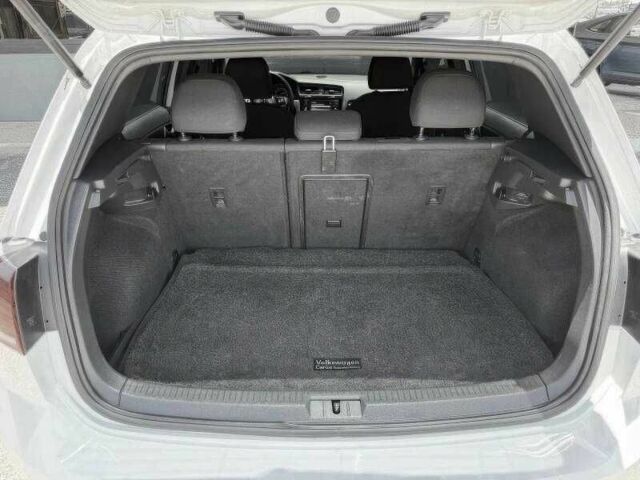 Белый Фольксваген Гольф, объемом двигателя 2 л и пробегом 89 тыс. км за 9900 $, фото 8 на Automoto.ua