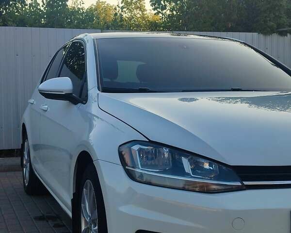 Белый Фольксваген Гольф, объемом двигателя 1.8 л и пробегом 126 тыс. км за 14100 $, фото 8 на Automoto.ua
