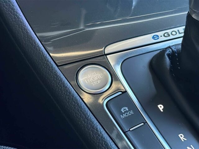 Белый Фольксваген Гольф, объемом двигателя 0 л и пробегом 46 тыс. км за 4500 $, фото 9 на Automoto.ua