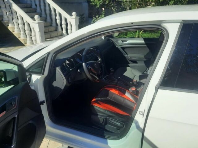 Білий Фольксваген Гольф, об'ємом двигуна 1.4 л та пробігом 59 тис. км за 9500 $, фото 8 на Automoto.ua