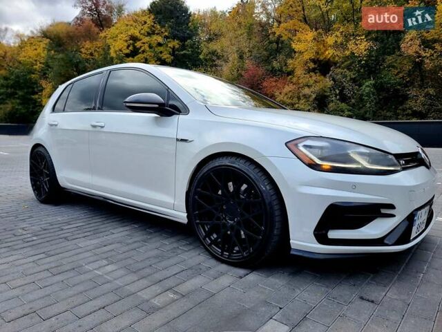 Белый Фольксваген Гольф, объемом двигателя 1.99 л и пробегом 111 тыс. км за 30000 $, фото 4 на Automoto.ua