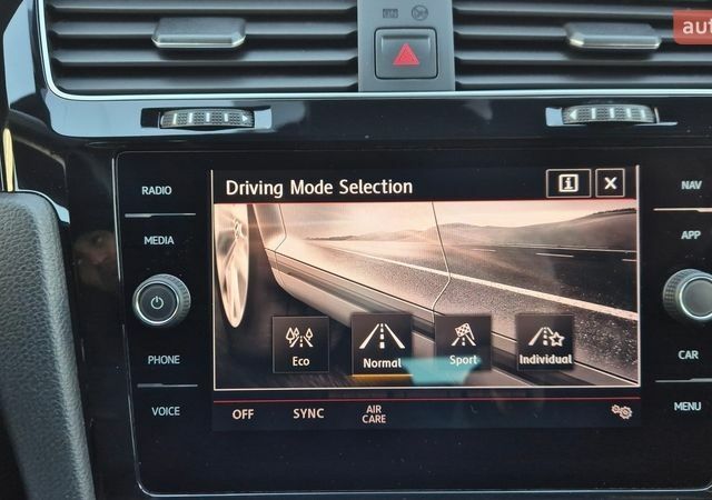 Білий Фольксваген Гольф, об'ємом двигуна 1.98 л та пробігом 135 тис. км за 22500 $, фото 25 на Automoto.ua