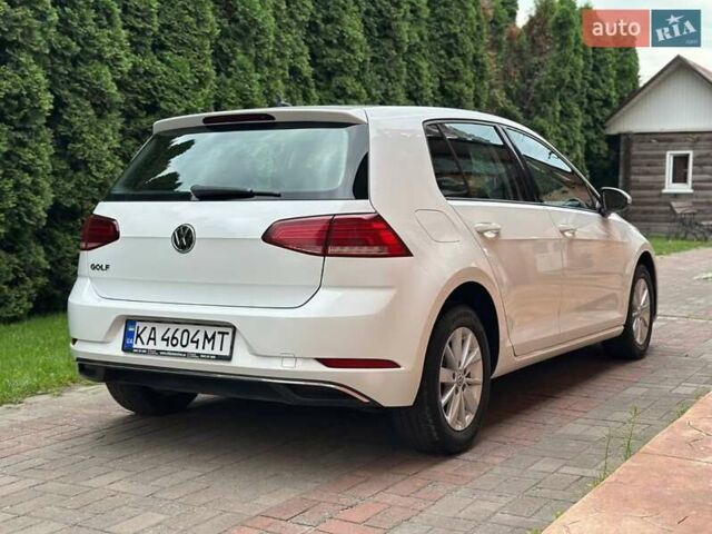 Білий Фольксваген Гольф, об'ємом двигуна 1.4 л та пробігом 95 тис. км за 15700 $, фото 6 на Automoto.ua