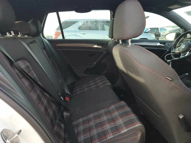 Белый Фольксваген Гольф, объемом двигателя 2 л и пробегом 45 тыс. км за 3500 $, фото 8 на Automoto.ua