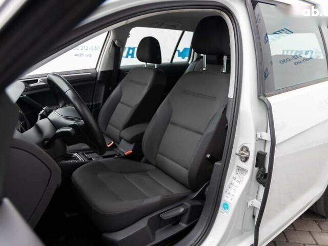 Білий Фольксваген Гольф, об'ємом двигуна 2 л та пробігом 270 тис. км за 15350 $, фото 14 на Automoto.ua