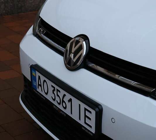 Белый Фольксваген Гольф, объемом двигателя 1.97 л и пробегом 206 тыс. км за 21300 $, фото 15 на Automoto.ua