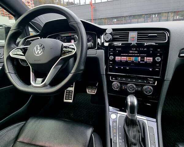 Белый Фольксваген Гольф, объемом двигателя 1.99 л и пробегом 111 тыс. км за 30000 $, фото 16 на Automoto.ua