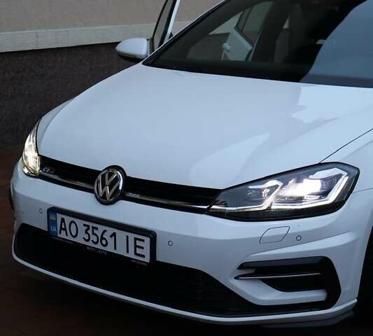 Белый Фольксваген Гольф, объемом двигателя 1.97 л и пробегом 206 тыс. км за 21300 $, фото 7 на Automoto.ua