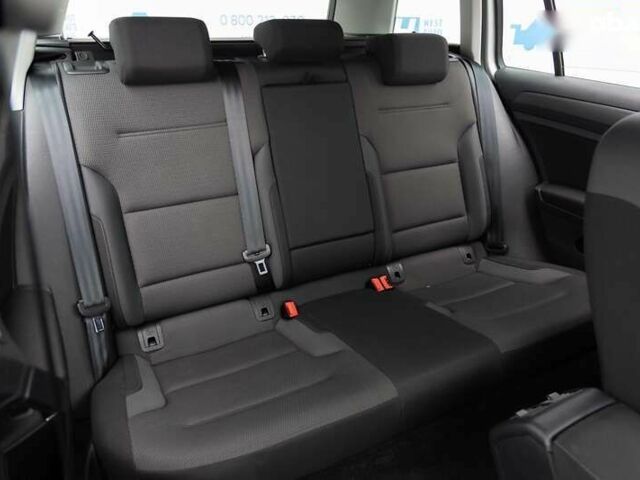 Білий Фольксваген Гольф, об'ємом двигуна 2 л та пробігом 270 тис. км за 15350 $, фото 25 на Automoto.ua