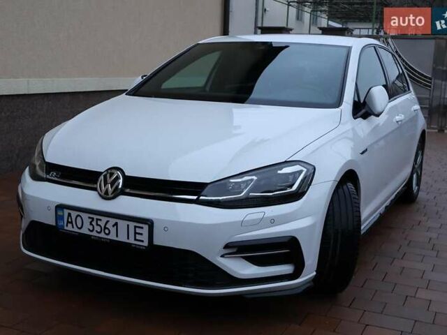 Белый Фольксваген Гольф, объемом двигателя 1.97 л и пробегом 206 тыс. км за 21300 $, фото 9 на Automoto.ua