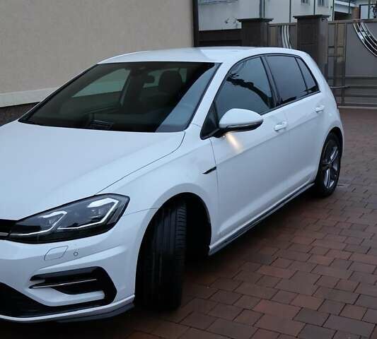 Белый Фольксваген Гольф, объемом двигателя 1.97 л и пробегом 206 тыс. км за 21300 $, фото 4 на Automoto.ua