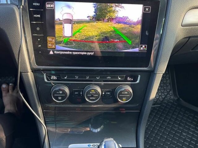 Белый Фольксваген Гольф, объемом двигателя 0 л и пробегом 180 тыс. км за 13500 $, фото 7 на Automoto.ua