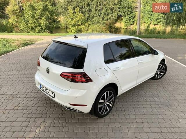 Білий Фольксваген Гольф, об'ємом двигуна 1.4 л та пробігом 93 тис. км за 18888 $, фото 16 на Automoto.ua