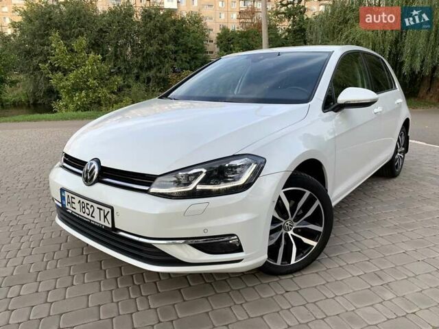 Білий Фольксваген Гольф, об'ємом двигуна 1.4 л та пробігом 93 тис. км за 18888 $, фото 19 на Automoto.ua