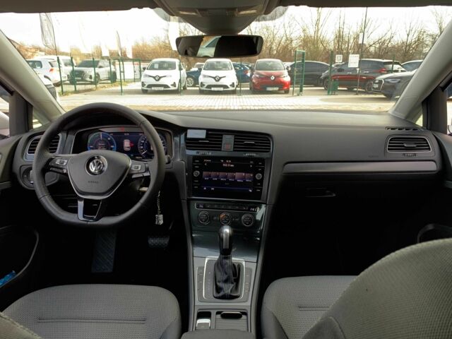 Белый Фольксваген Гольф, объемом двигателя 0 л и пробегом 73 тыс. км за 13955 $, фото 16 на Automoto.ua