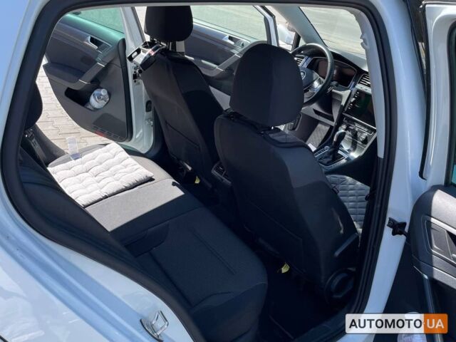 Белый Фольксваген Гольф, объемом двигателя 1.4 л и пробегом 52 тыс. км за 22500 $, фото 16 на Automoto.ua