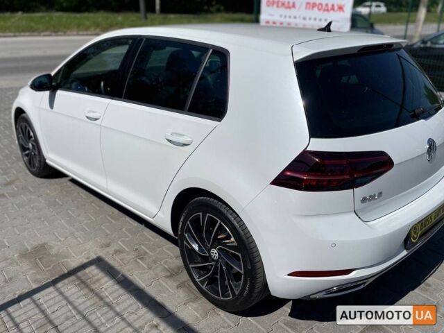 Белый Фольксваген Гольф, объемом двигателя 1.4 л и пробегом 52 тыс. км за 22500 $, фото 3 на Automoto.ua