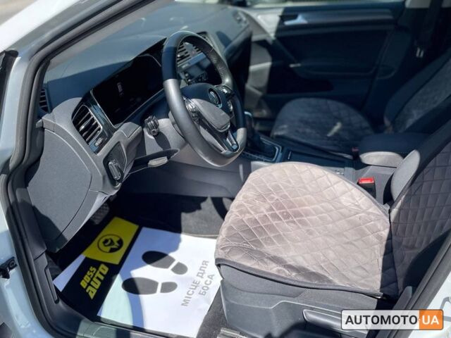 Белый Фольксваген Гольф, объемом двигателя 1.4 л и пробегом 52 тыс. км за 22500 $, фото 7 на Automoto.ua