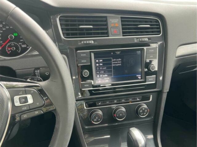 Белый Фольксваген Гольф, объемом двигателя 1.4 л и пробегом 54 тыс. км за 4950 $, фото 13 на Automoto.ua