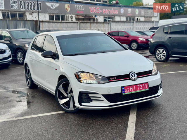 Белый Фольксваген Гольф, объемом двигателя 1.98 л и пробегом 11 тыс. км за 18500 $, фото 11 на Automoto.ua