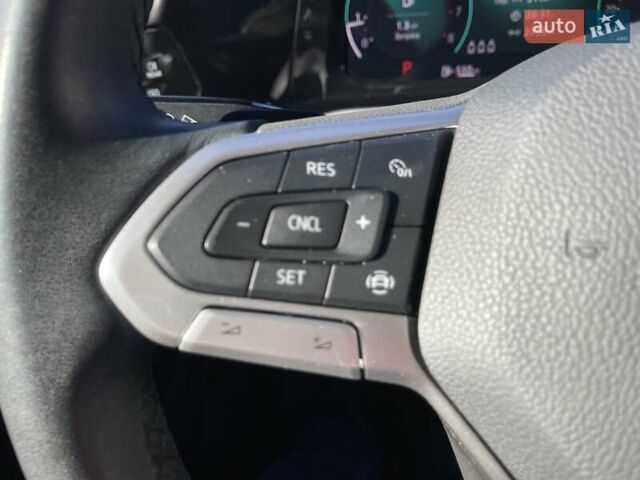 Белый Фольксваген Гольф, объемом двигателя 1.4 л и пробегом 39 тыс. км за 21999 $, фото 39 на Automoto.ua