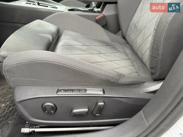 Белый Фольксваген Гольф, объемом двигателя 1.4 л и пробегом 18 тыс. км за 24950 $, фото 25 на Automoto.ua