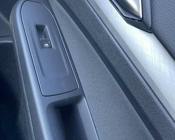 Белый Фольксваген Гольф, объемом двигателя 1.4 л и пробегом 39 тыс. км за 23999 $, фото 38 на Automoto.ua