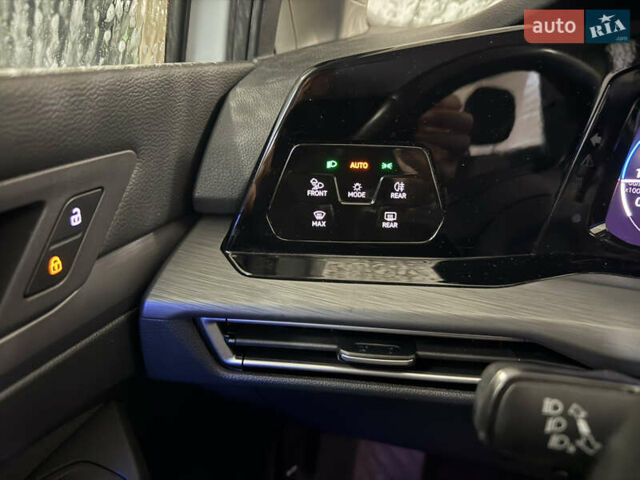 Белый Фольксваген Гольф, объемом двигателя 1.4 л и пробегом 18 тыс. км за 24950 $, фото 18 на Automoto.ua