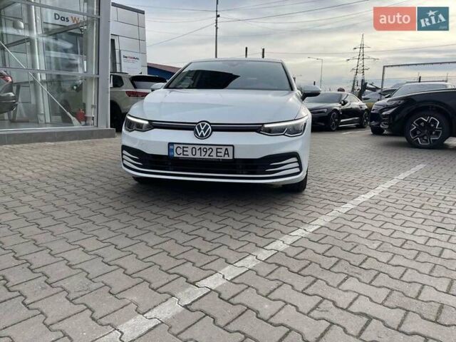 Белый Фольксваген Гольф, объемом двигателя 1.4 л и пробегом 39 тыс. км за 23999 $, фото 1 на Automoto.ua