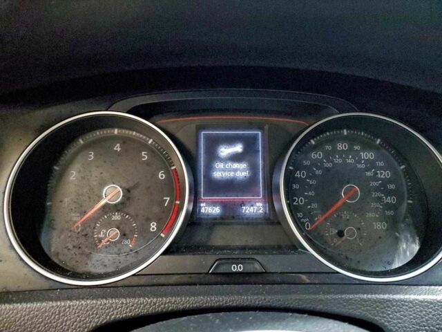 Белый Фольксваген Гольф, объемом двигателя 2 л и пробегом 47 тыс. км за 5500 $, фото 8 на Automoto.ua