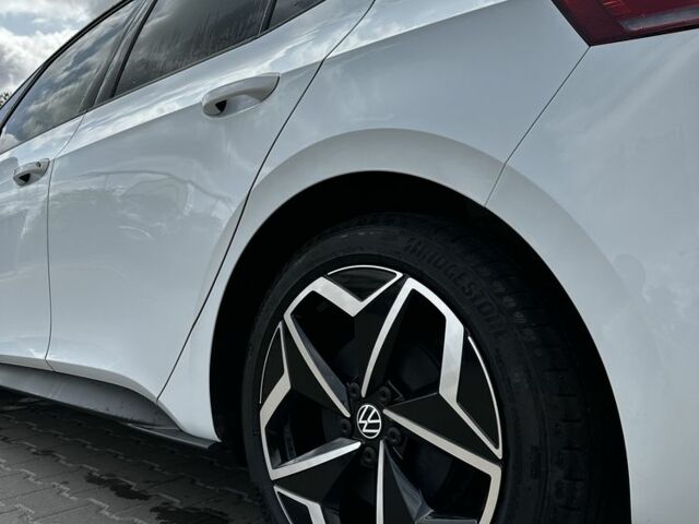 Белый Фольксваген Гольф, объемом двигателя 0 л и пробегом 2 тыс. км за 16500 $, фото 16 на Automoto.ua