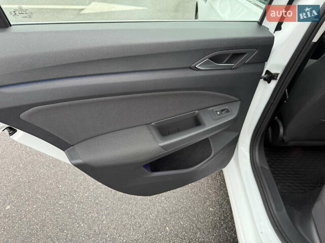 Белый Фольксваген Гольф, объемом двигателя 1.4 л и пробегом 18 тыс. км за 24950 $, фото 31 на Automoto.ua