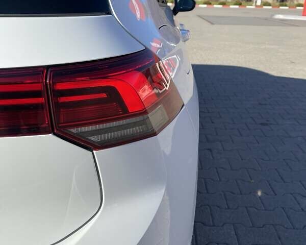 Белый Фольксваген Гольф, объемом двигателя 1.4 л и пробегом 39 тыс. км за 21999 $, фото 16 на Automoto.ua