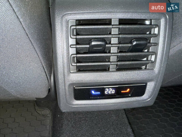 Белый Фольксваген Гольф, объемом двигателя 1.4 л и пробегом 18 тыс. км за 24950 $, фото 32 на Automoto.ua