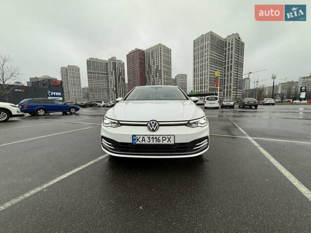 Белый Фольксваген Гольф, объемом двигателя 1.4 л и пробегом 18 тыс. км за 24950 $, фото 4 на Automoto.ua