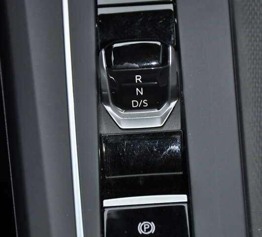 Белый Фольксваген Гольф, объемом двигателя 1.6 л и пробегом 8 тыс. км за 23000 $, фото 42 на Automoto.ua