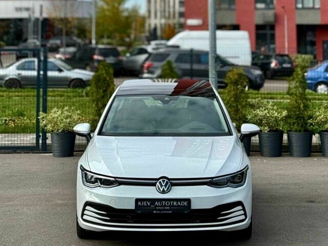 Белый Фольксваген Гольф, объемом двигателя 2 л и пробегом 34 тыс. км за 28500 $, фото 4 на Automoto.ua