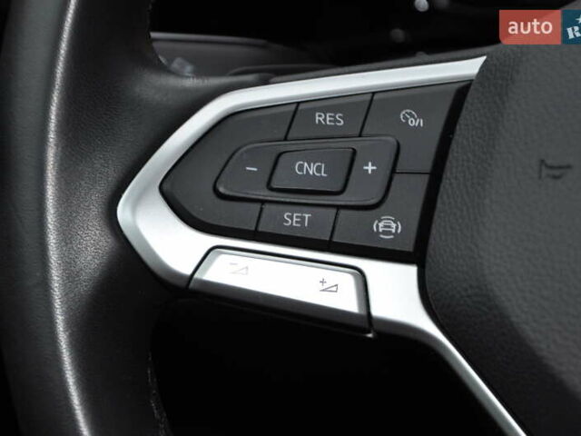 Белый Фольксваген Гольф, объемом двигателя 1.6 л и пробегом 8 тыс. км за 23000 $, фото 28 на Automoto.ua