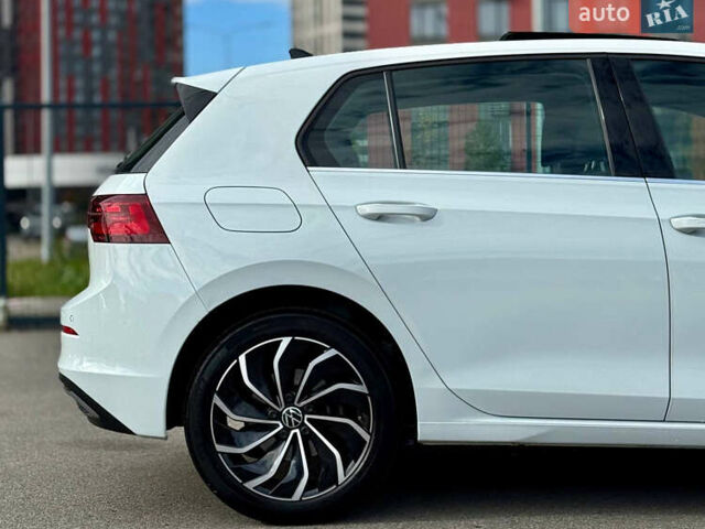 Белый Фольксваген Гольф, объемом двигателя 2 л и пробегом 34 тыс. км за 28500 $, фото 12 на Automoto.ua