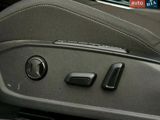 Белый Фольксваген Гольф, объемом двигателя 2 л и пробегом 34 тыс. км за 28500 $, фото 20 на Automoto.ua