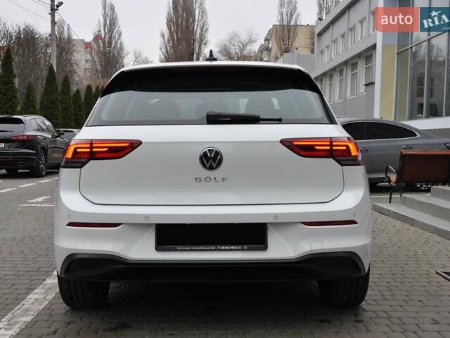 Белый Фольксваген Гольф, объемом двигателя 1.6 л и пробегом 8 тыс. км за 23000 $, фото 3 на Automoto.ua
